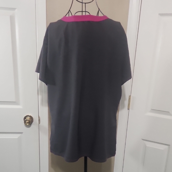 Women Scrub Top - Picture 7 of 9